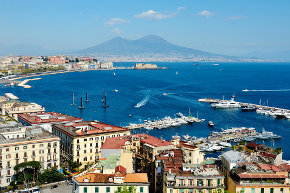 Neapel mit Vesuv